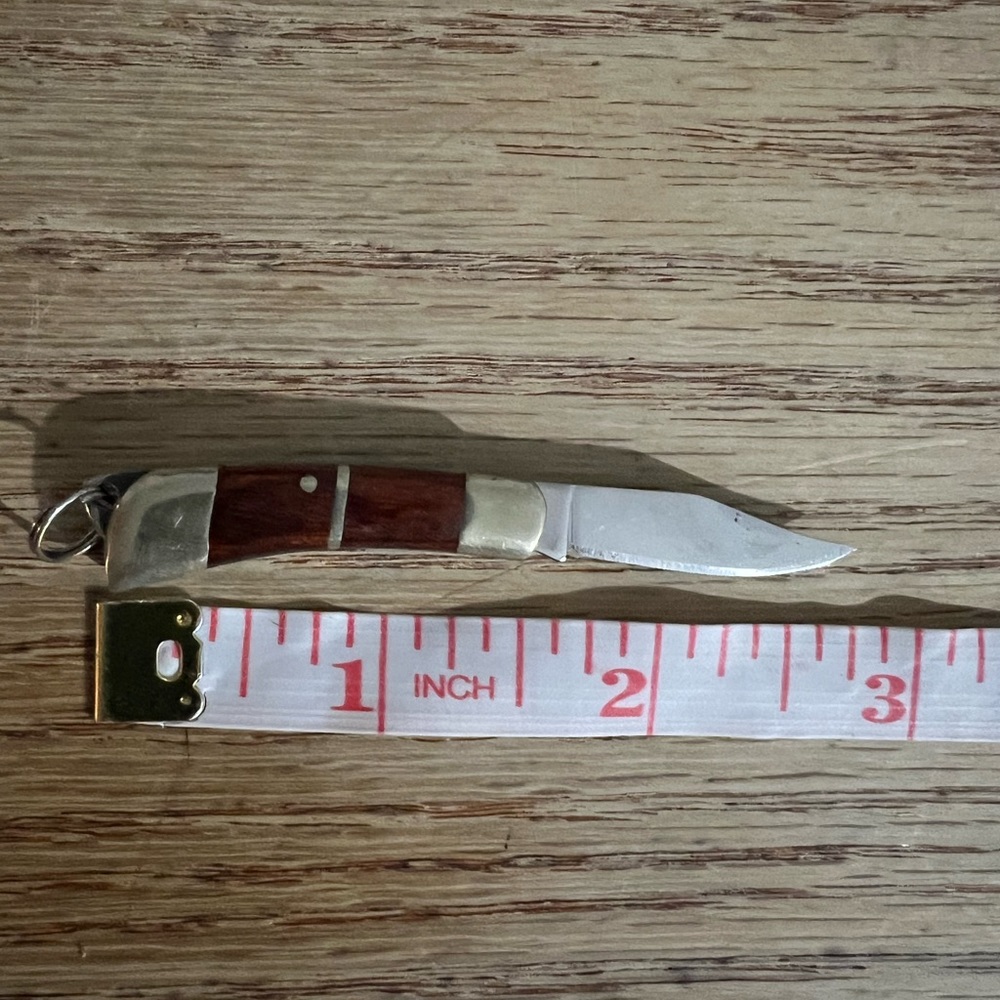 Mini Keychain Knife - Picture 6 of 8